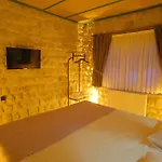 Euphoria Cave House * Nar