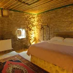Euphoria Cave House * Nar