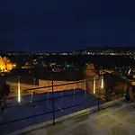 Euphoria Cave House فندق Nar