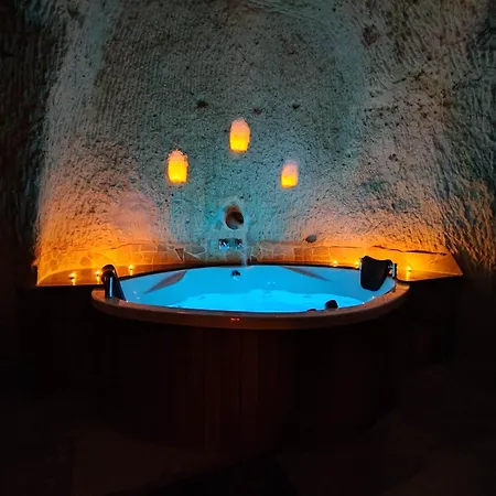 Euphoria Cave House *
