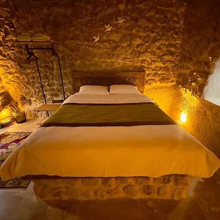 Euphoria Cave House Otel Nar