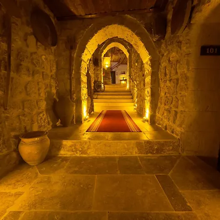 Hotel Euphoria Cave House