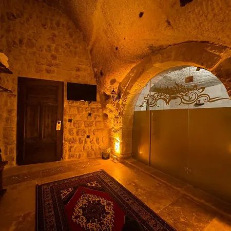 Euphoria Cave House Hotel