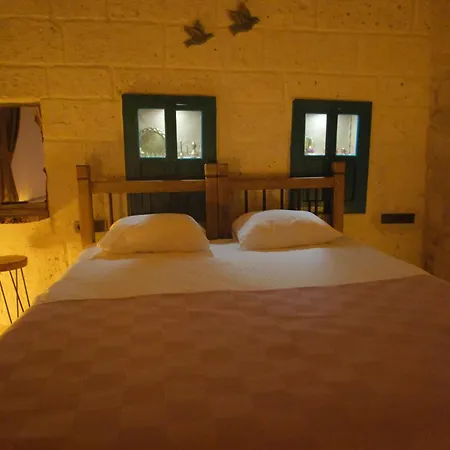 Euphoria Cave House *