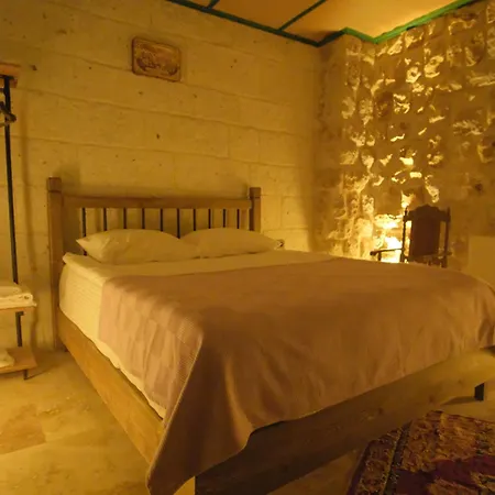 Euphoria Cave House Nar