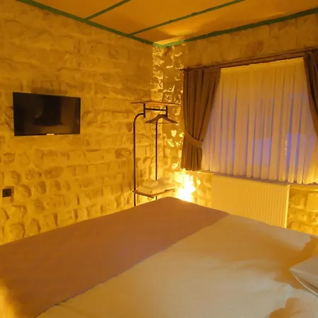 Euphoria Cave House * Nar