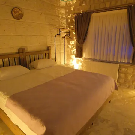 Hotel Euphoria Cave House