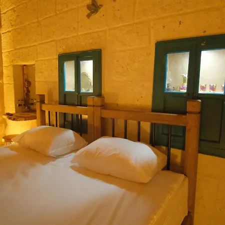 Euphoria Cave House * Nar