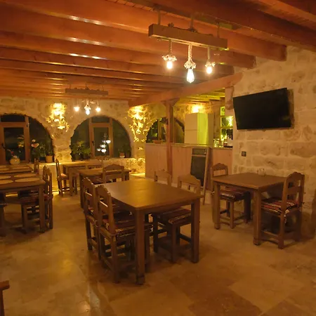 Euphoria Cave House Otel Nar