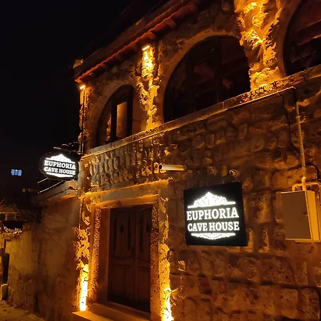 Euphoria Cave House Otel