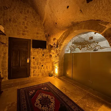 Otel Euphoria Cave House