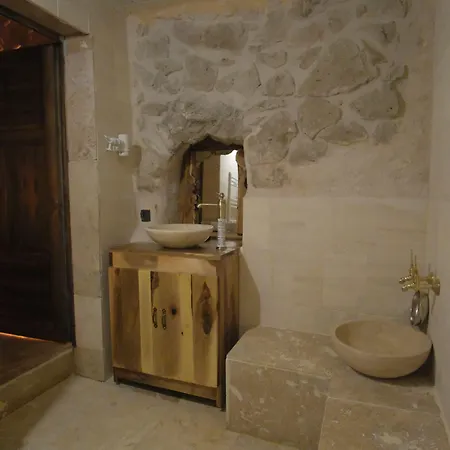 Otel Euphoria Cave House
