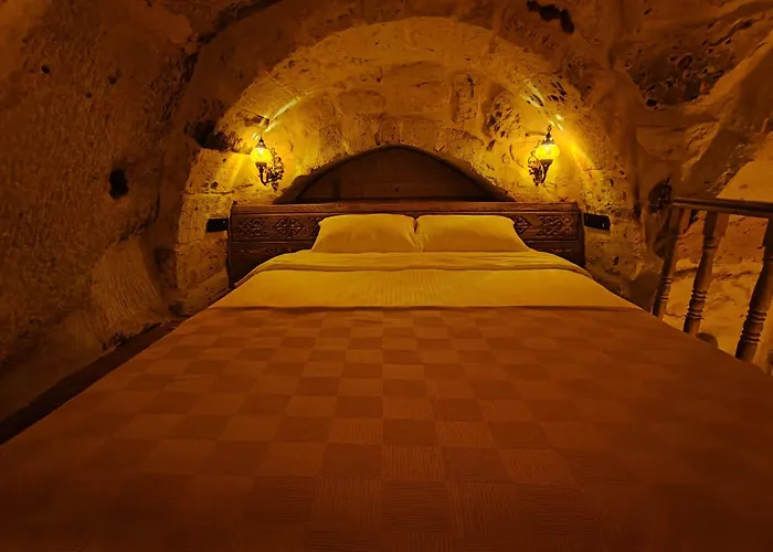 Euphoria Cave House *