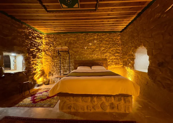 Euphoria Cave House *