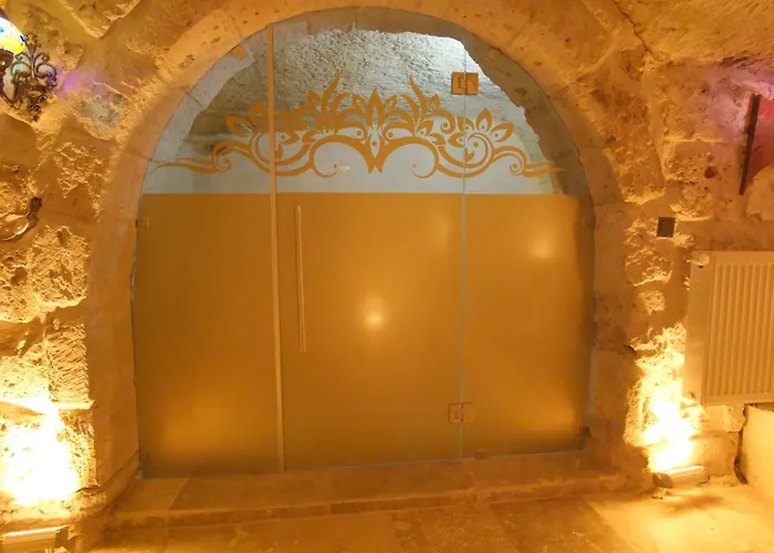 Euphoria Cave House * Nar