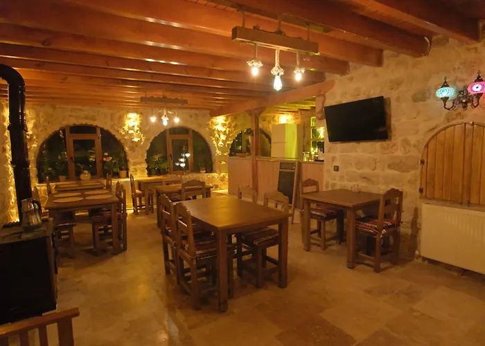 Euphoria Cave House Hotel Nar