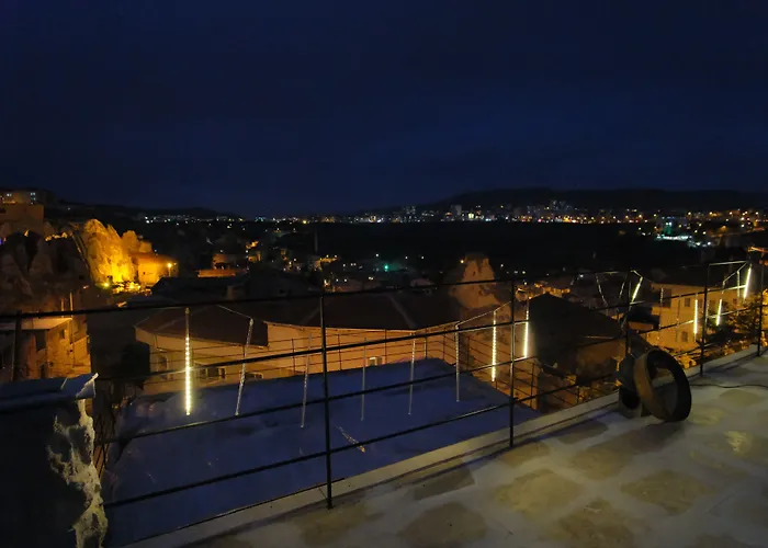 Euphoria Cave House Hotel Nar