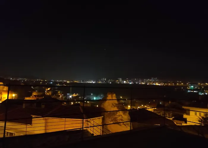 Hotel Euphoria Cave House