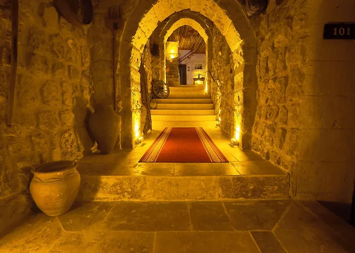 Euphoria Cave House Hotel Nar